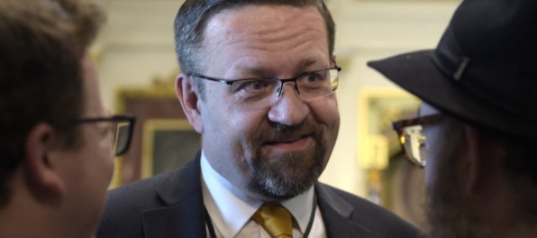 Z Bieleho domu odišiel aj poradca pre národnú bezpečnosť Sebastian Gorka