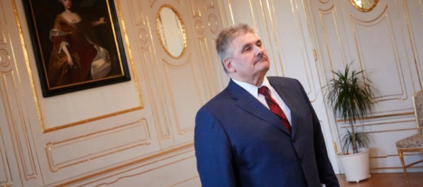 Opozícia sa v parlamente pokúsi odvolať Richtera, je nekompetentný minister