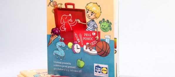 Kamil a Emil sú späť: Lidl venuje druhákom a tretiakom knižku o prvej pomoci