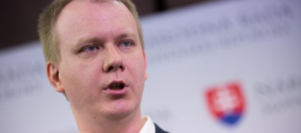 Štát podľa Beblavého zásadne zlyháva, ako príklad uviedol platy kuchárok