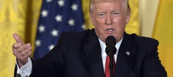 Trump navýšil dlhový strop Spojených štátov, dôvodom je najmä hurikán Harvey