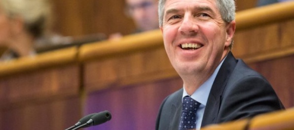 Richter odvolaný nebude, koalícia musí vyriešiť súčasné problémy, myslí si Bugár