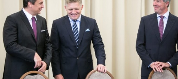 Aktualizované: Fico, Danko a Bugár sa dohodli na nových pravidlách a podpísali Dodatok ku koaličnej zmluve