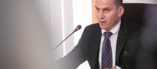 Aktualizované: Nový predseda Úradu pre verejné obstarávanie je advokát Miroslav Hlivák