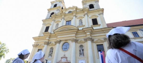 Celonárodná púť očakáva tisíce veriacich, do Šaštína vypravili aj mimoriadne vlaky