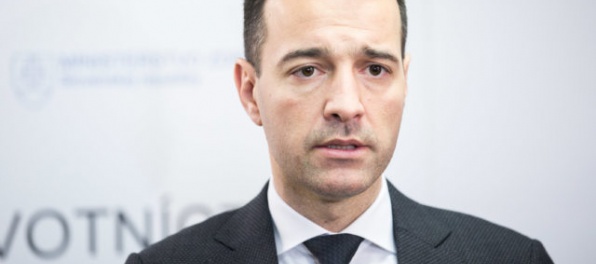 Nemocnice sú dlhodobo podfinancované, minister Drucker pripúšťa zmeny vo financovaní zdravotníctva