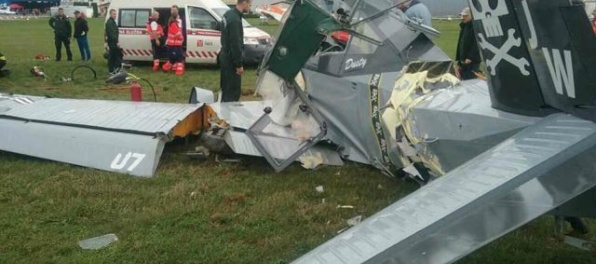 Polícia hľadá svedkov pádu lietadla v Prievidzi, ktorí ho natočili na video