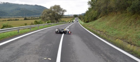 Foto: Motorkár Peter neprežil zrážku so srnou, náhle vybehla na cestu