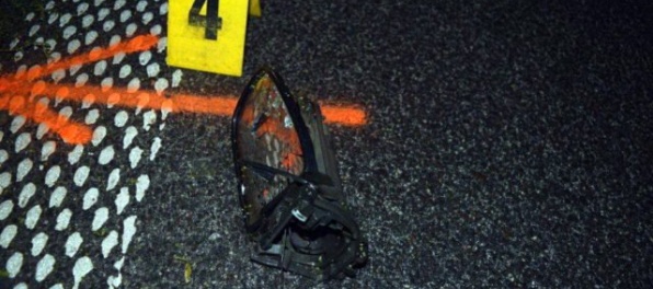 Foto: Polícia pátra po vodičovi Mercedesu, ktorý zrazil chodkyňu