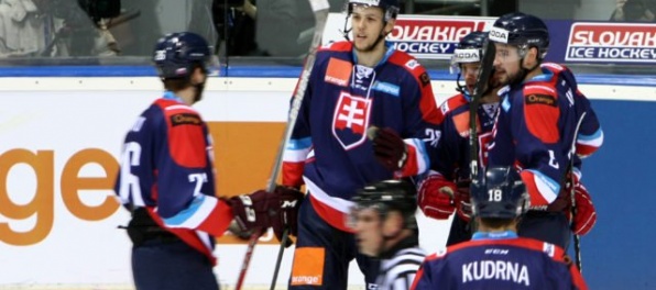Slovenskí hokejisti začnú ZOH 2018 valentínskym duelom s Ruskom
