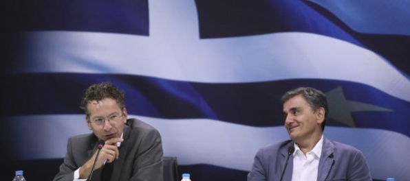 Grécko by malo obnoviť kontrolu nad svojimi financiami, tvrdí šéf Euroskupiny Grécko by malo obnoviť kontrolu nad svojimi financiami, tvrdí šéf Euroskupiny