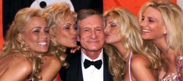 Vo veku 91 rokov zomrel Hugh Hefner, zakladateľ časopisu Playboy