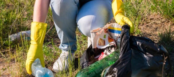 Upratovali tatranské doliny, našli sa aj pneumatiky a železný šrot