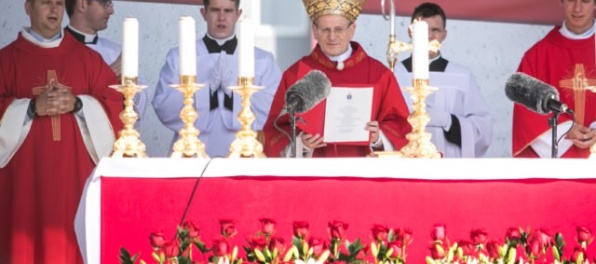 Foto: Viac ako 33 000 ľudí prilákalo do Bratislavy blahorečenie slovenského saleziána Titusa Zemana