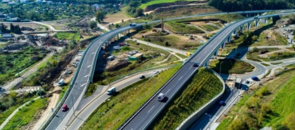 Foto: Raritný semafor na konci diaľnice D1 je už minulosťou, dostavali križovatku Prešov západ