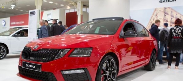 ŠKODA KAROQ sa prvýkrát predstavila slovenským motoristom na autosalóne v Nitre