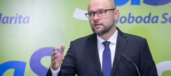 Otázky v prieskume o jadre EÚ neboli sugestívne, reaguje Sulík na vyjadrenia Fica