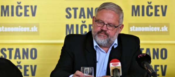 Mičev sa vzdal kandidatúry na banskobystrického župana v prospech Luntera