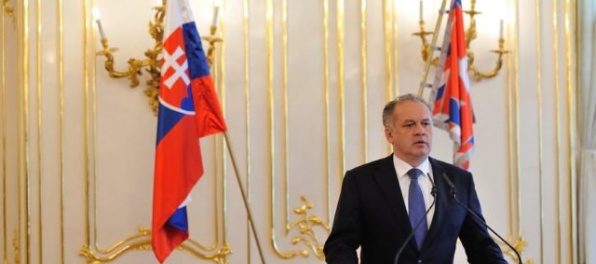 Ide o organizovanú, profesionálnu a nebezpečnú politickú silu, tvrdí Kiska o Kotlebovej ĽSNS