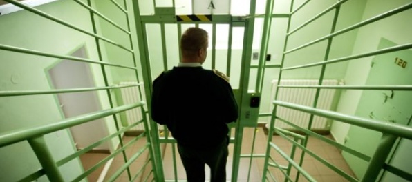 Príslušníci Zboru väzenskej a justičnej stráže dostanú príspevok na bývanie