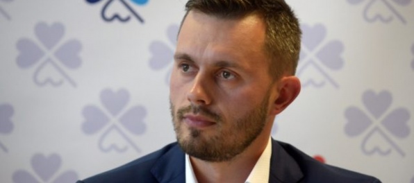 Juhaniak neodstúpi z boja o post predsedu Banskobystrického kraja, nechce pomôcť extrémistom