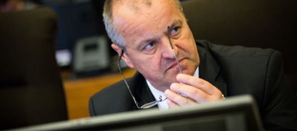 Skutočným ministrom obrany podľa SaS nie je Gajdoš, ale emisár predsedu SNS Danka