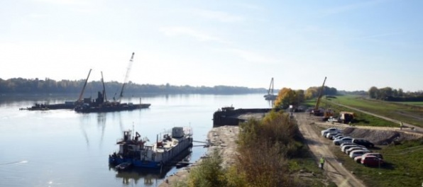 Most cez Dunaj chcel postaviť aj Váhostav, ich lacnejšiu ponuku Maďari vylúčili