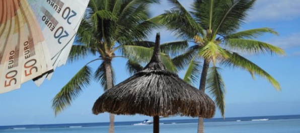 Tlak na boj proti presúvaniu ziskov do daňových rajov sa stupňuje, krajiny si začali vymieňať údaje