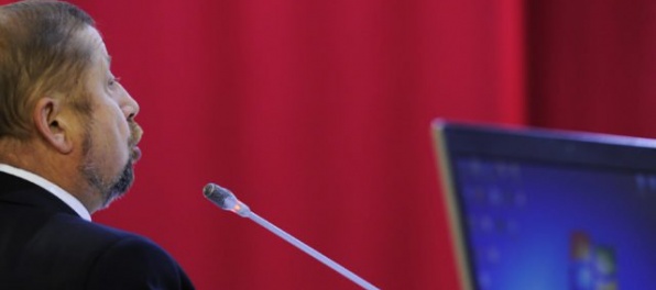 Vyšetrovateľ zastavil trestné stíhanie v kauze lampového atentátu na Štefana Harabina