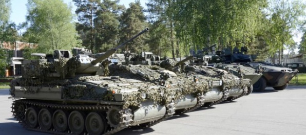 Pri obstaraní bojových vozidiel nič netajíme, bráni sa ministerstvo obrany