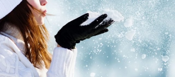 Na Slovensko prichádza prvá zima, studený arktický vzduch prinesie sneženie aj búrlivý vietor