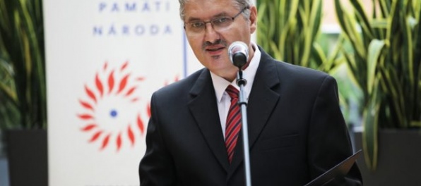 Ondrej Krajňák sa vzdáva funkcie predsedu Ústavu pamäti národa