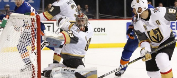 Hokejovému tímu Vegas Golden Knights sa zranil už tretí brankár