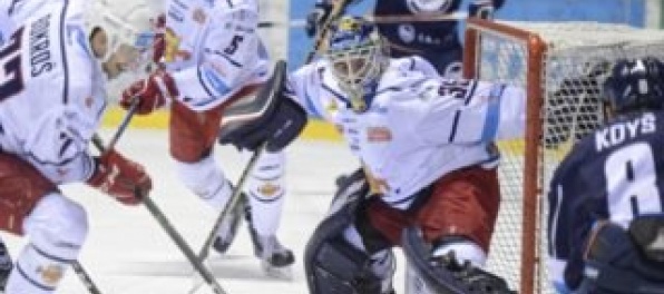 Poprad zvíťazil nad majstrovskou Banskou Bystricou, Košice nestačili v nájazdoch na Zvolen