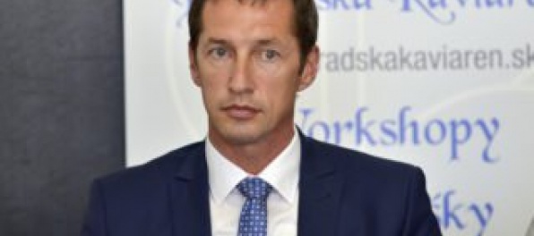 Majerský po 16 rokoch vystrieda Chudíka v kresle župana a povedie Prešovský samosprávny kraj