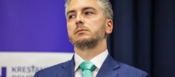 Aktualizované: Tesný súboj o kreslo župana v Košickom samosprávnom kraji vyhral Trnka