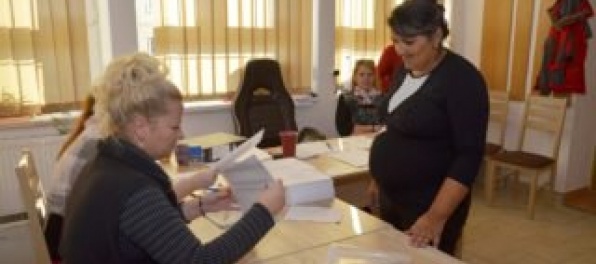 Voľby do VÚC prilákali zatiaľ najvyššiu účasť, najviac sa volilo v Banskobystrickom kraji