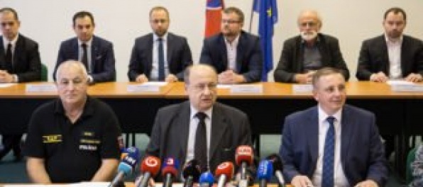 Účasť vo voľbách do VÚC dosiahla takmer 30 percent, najvyššia bola v Banskobystrickom kraji