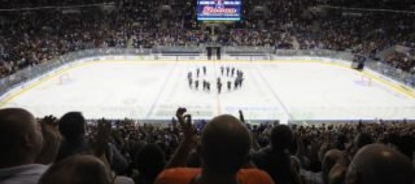 Bez kontroly nedá mesto na Zimný štadión Ondreja Nepelu ani euro, tvrdí primátor Bratislavy