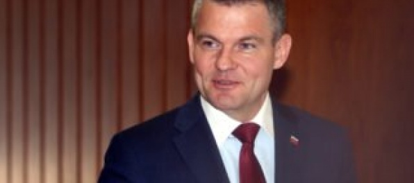 Pellegrini bojuje s byrokraciou predkladaním už platného zákona, tvrdí SPOLU