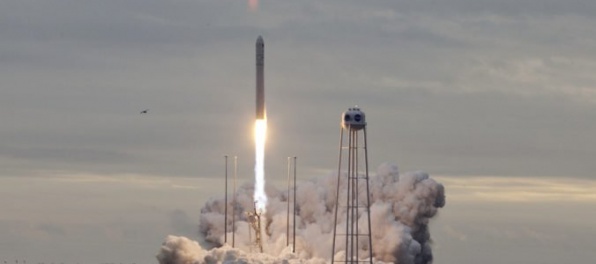 Z Virgínie vyštartovala raketa so zásobami pre Medzinárodnú vesmírnu stanicu