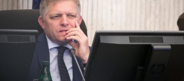 Robert Fico si váži Maďaričovu ponuku na odstúpenie, všetkým podpredsedom vyjadruje plnú dôveru