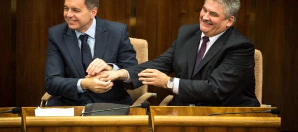 Ministerstvo financií nesúhlasí so zvýšením dávok v hmotnej núdzi, je neprimerané a nepovinné