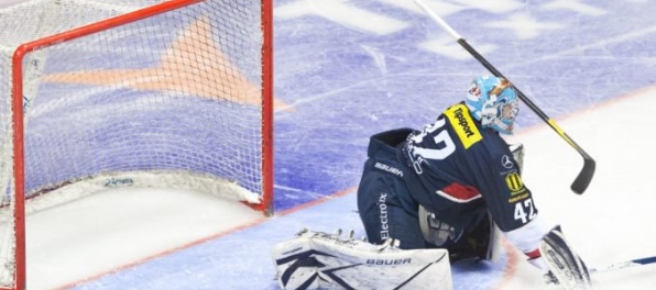 Brankár Konrád vychytal šiesty shutout v sezóne, je významnou oporou HC Olomouc