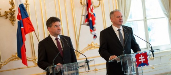 Aktualizované: Minister Lajčák kritizuje prejavy Kisku a Danka, hovorí o paradoxnom dni