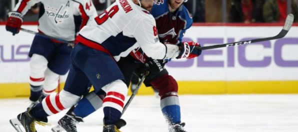 Video: Chára strelil víťazný gól Bostonu, prvý triumf Arizony v riadnom hracom čase