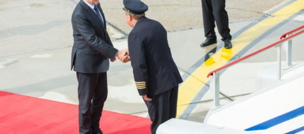 Odlet prezidenta Kisku do Mexika posunuli, vládny špeciál má poruchu