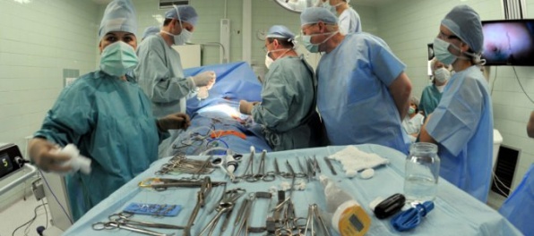 V Bratislave vykonali prvý zákrok s umelým srdcom, operáciu podstúpil čakateľ na transplantáciu
