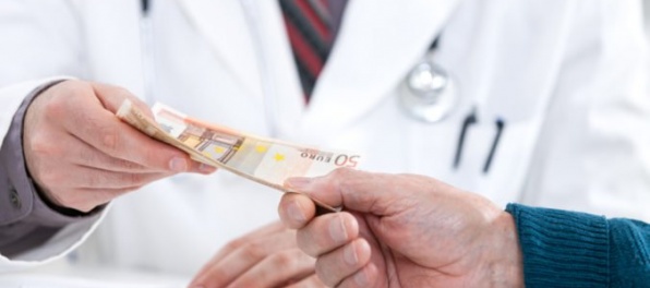 Opozícii sa nepozdávajú doplnkové ordinačné hodiny a 50-eurové poplatky u lekára