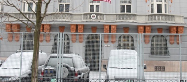 Americká ambasáda v Bratislave je pripravená za plot zaplatiť nájom za takmer pól milióna eur